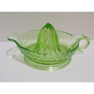Vintage Depression Pale Green Vaseline Uranium Glass Citrus Reamer Juicer Tested